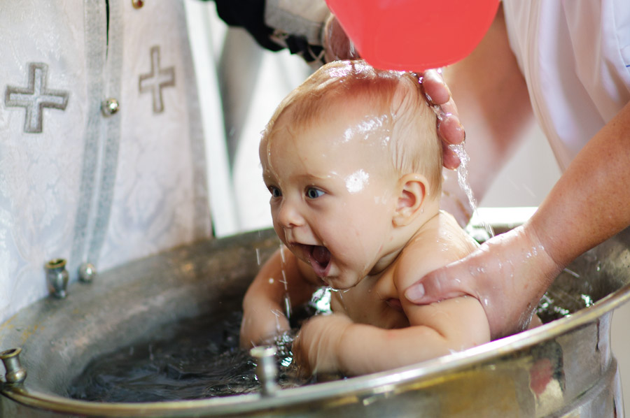 Хрещення дитини: корисні поради